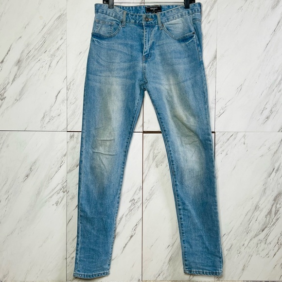 4/$30 LIKE NEW Forever 21 Light Stretch Skinny Jeans SZ 33 - Picture 1 of 4